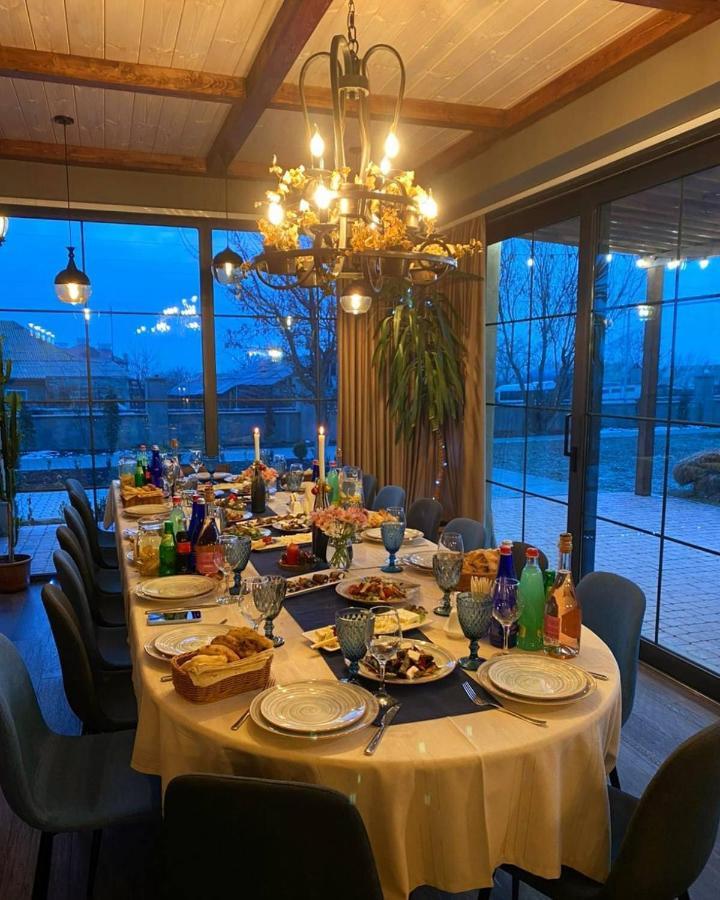 Tsaghkunk Chef House Hotel & Restaurant 塞凡 外观 照片