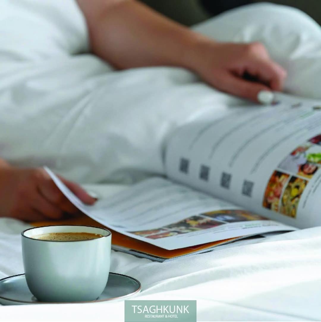 Tsaghkunk Chef House Hotel & Restaurant 塞凡 外观 照片