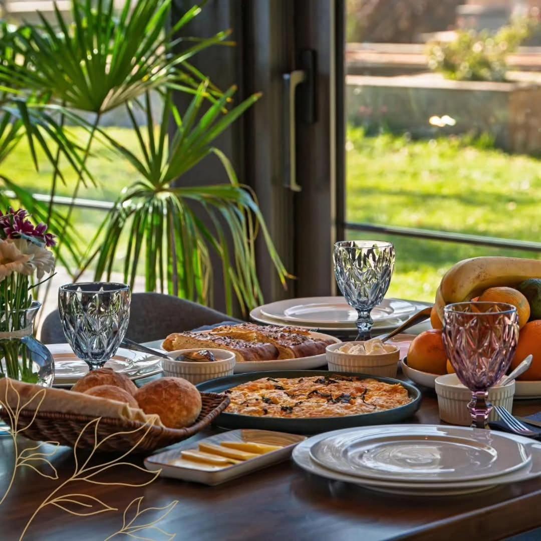 Tsaghkunk Chef House Hotel & Restaurant 塞凡 外观 照片
